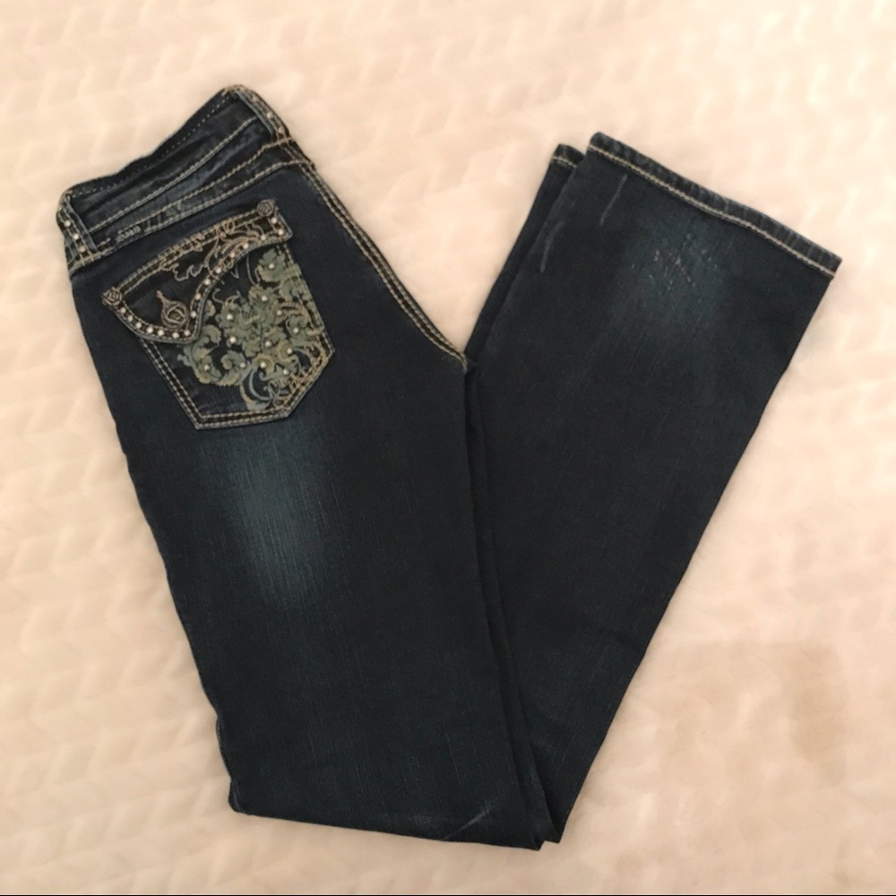 Adikdt jeans